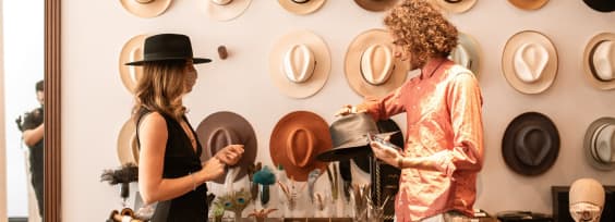 10 Types of Customers and How to Handle Them [Best Practices]